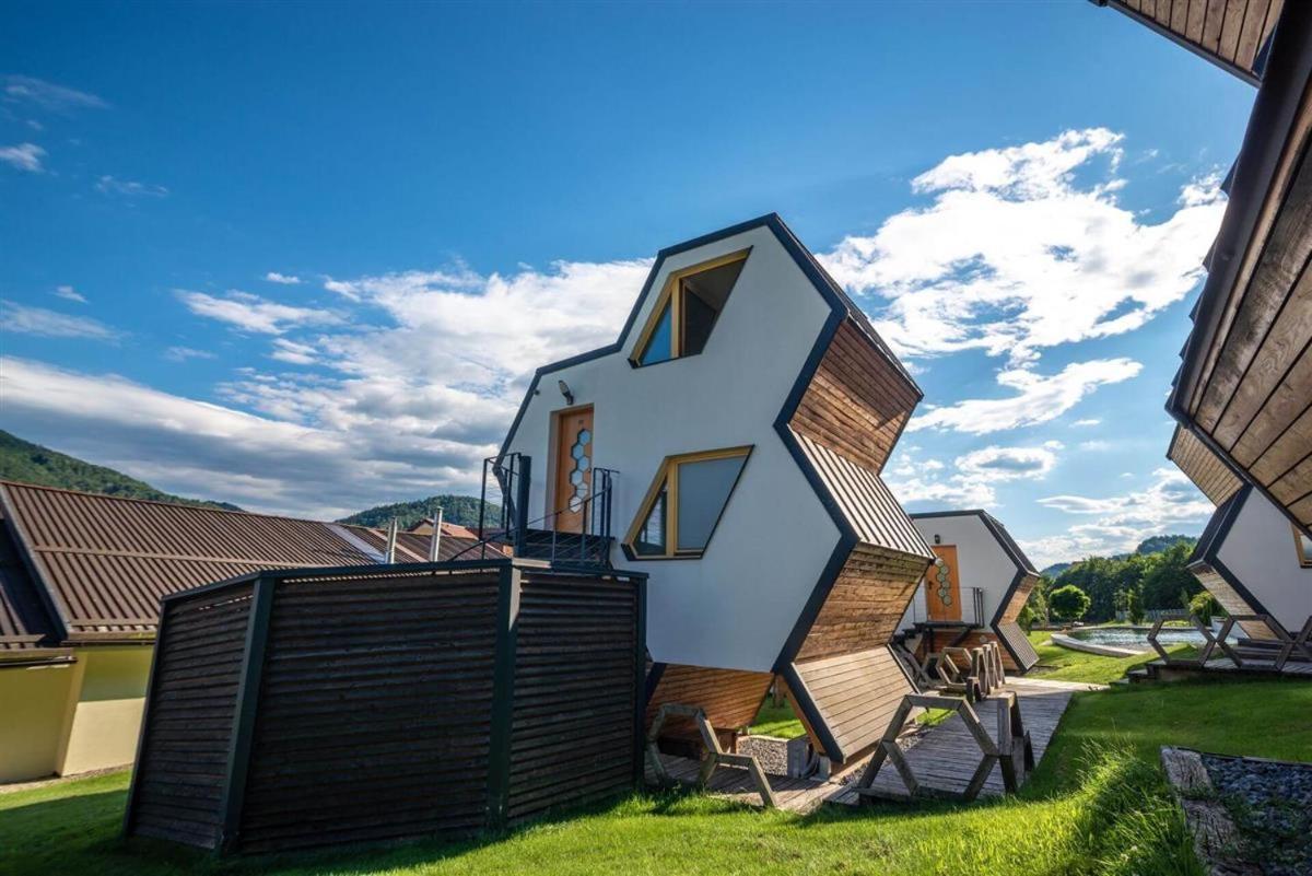 Apartments Beeland Skok Mozirje Exteriör bild